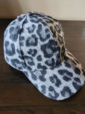 NWT Mixit Womens Baseball Cap Leopard Print